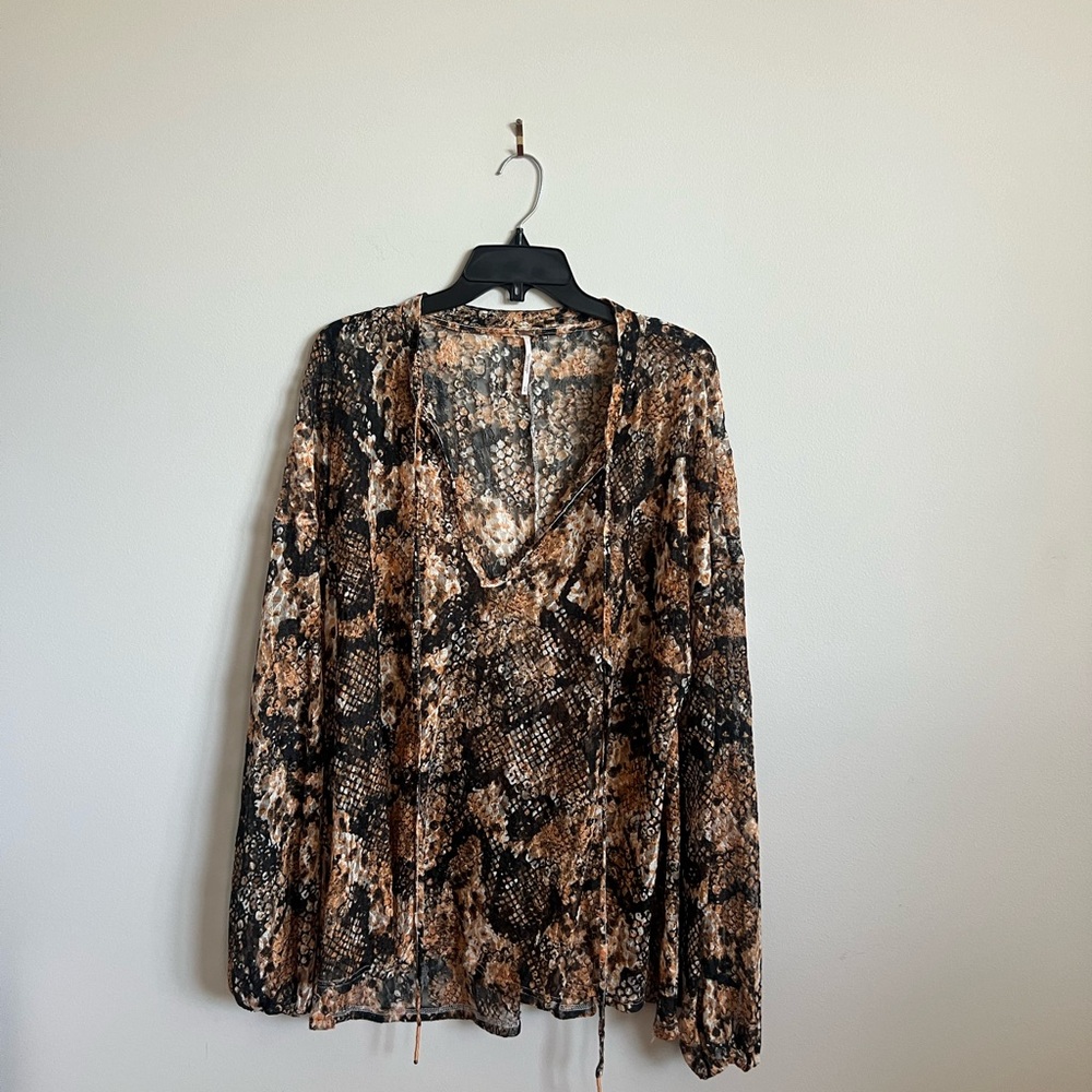 Ladies Snake Print V-Neck Top